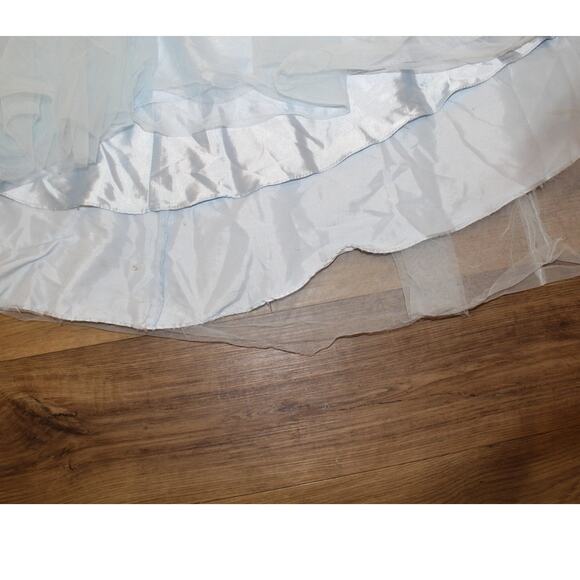 Mac Duggal Ice Blue Beaded Crop Top Gown Size 8 Formal Prom Dress - Picture 10 of 11